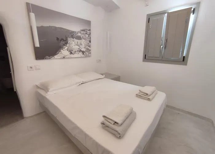 Cycladic Center Economy شقة *