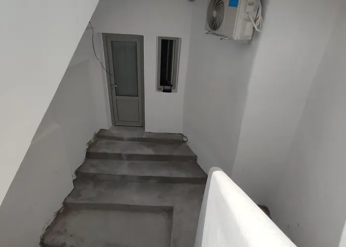 Cycladic Center Economy شقة